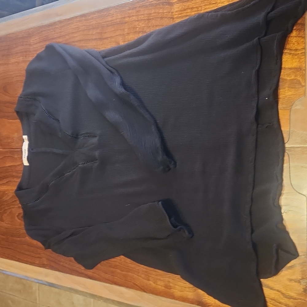 JUSTFAB woman's size L black blouse